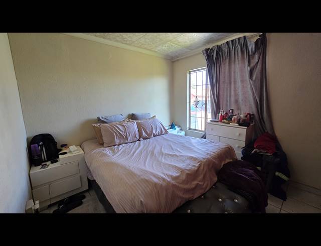 3 BEDROOM SECTIONAL TITLE FOR SALE IN ORMONDE